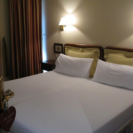 Besiberri Hotel Arties Kültér fotó