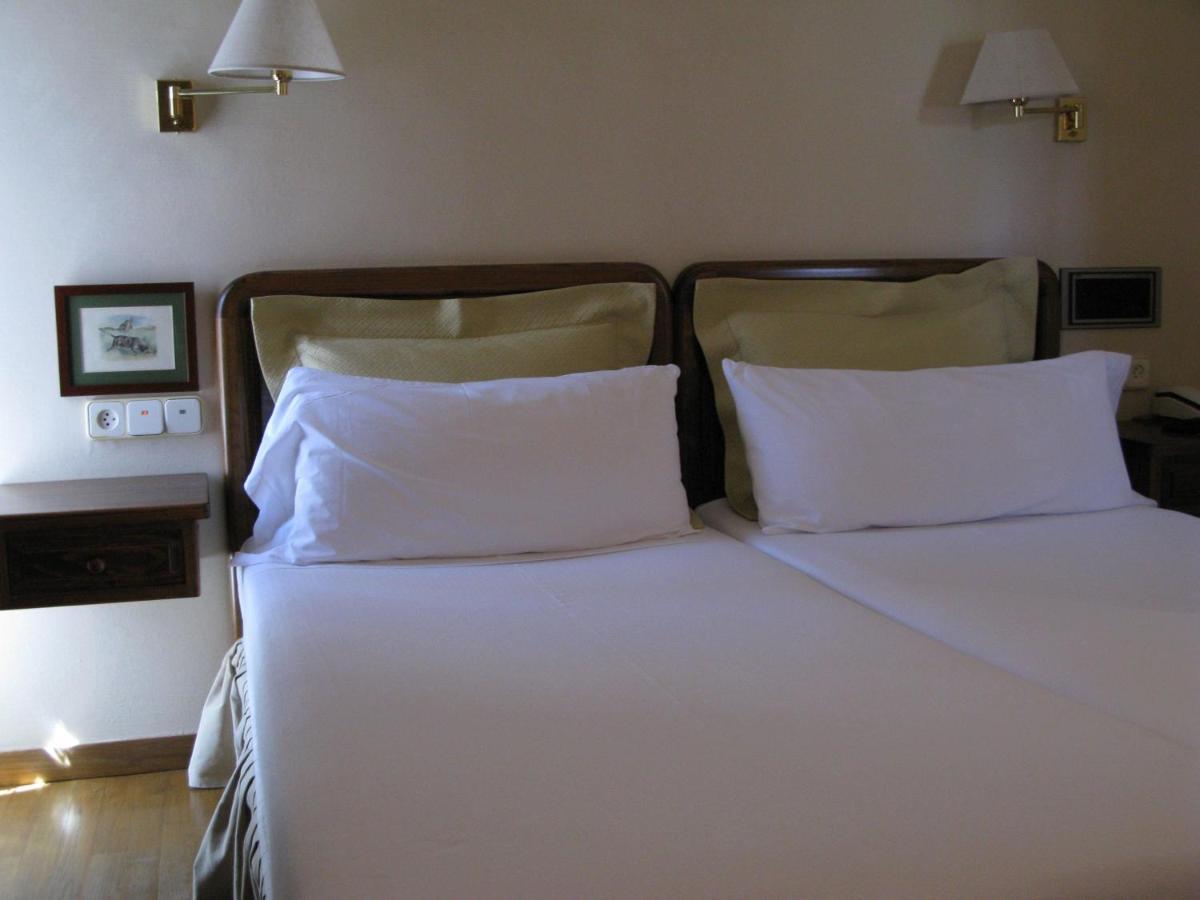 Besiberri Hotel Arties Szoba fotó