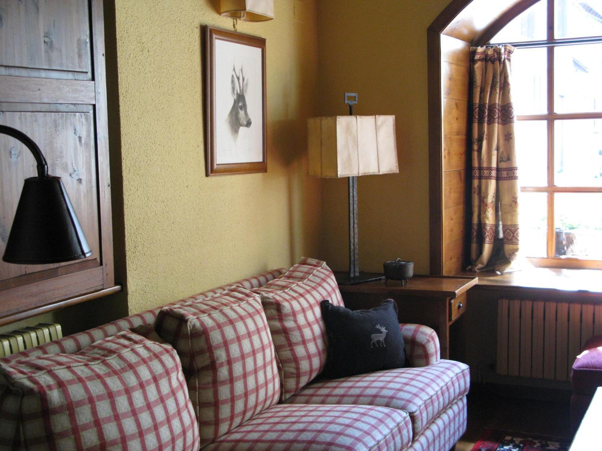 Besiberri Hotel Arties Kültér fotó